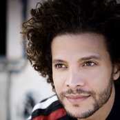 Justin Guarini - List pictures