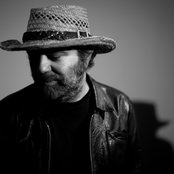 Daniel Lanois - List pictures