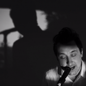 Peter Matthew Bauer - List pictures