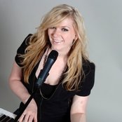 Whitney Wolanin - List pictures