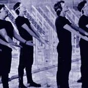 Aviador Dro - List pictures