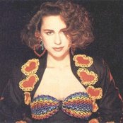 Vicky Larraz - List pictures