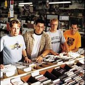 Hot Action Cop - List pictures