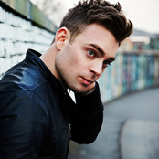 Ben Montague - List pictures