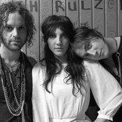 Nico Vega - List pictures