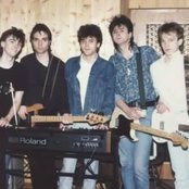 Crvena Jabuka - List pictures