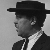 Lester Young - List pictures