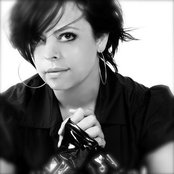 Annette Moreno - List pictures