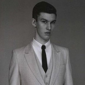 Willy Moon - List pictures