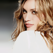 Jennifer Hanson - List pictures