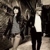 Amaral - List pictures