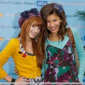 Bella Thorne And Zendaya - List pictures