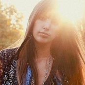 Deborah De Corral - List pictures