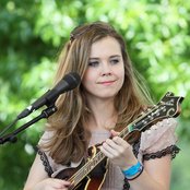 Sierra Hull - List pictures