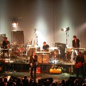 Einstuerzende Neubauten - List pictures