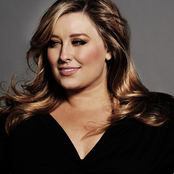 Leanne Mitchell - List pictures