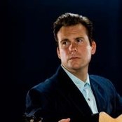 Moot Davis - List pictures