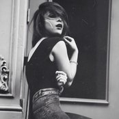 Ginette Claudette - List pictures