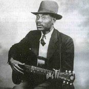 Blind Boy Fuller - List pictures