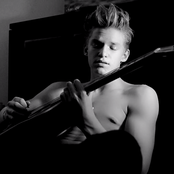 Cody Simpson - List pictures