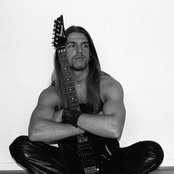 Pyramaze - List pictures