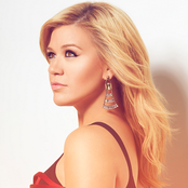Kelly Clarkson - List pictures