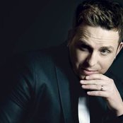 Johnny Reid - List pictures