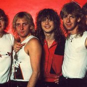 Def Leppard - List pictures