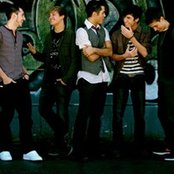 V Factory - List pictures