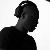 Robert Hood - List pictures