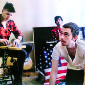 Yeasayer - List pictures