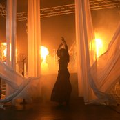 Zed Yago - List pictures