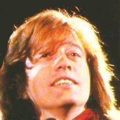 Robin Gibb - List pictures