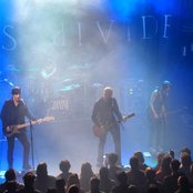 Ashes Divide - List pictures