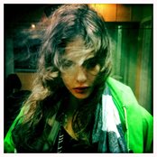 Hannah Cohen - List pictures