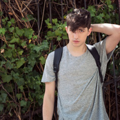 Porter Robinson - List pictures