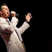 Cheyenne Jackson - List pictures