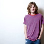 Tom Lark - List pictures