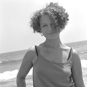 Alana Davis - List pictures