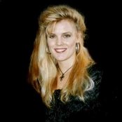 Connie Smith - List pictures