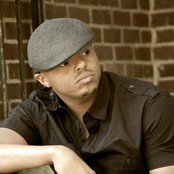 Devine Carama - List pictures