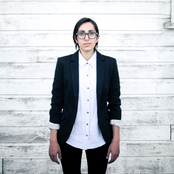 Michelle Chamuel - List pictures