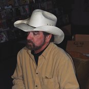 Donnie Fritts - List pictures