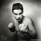 Kelly Jones - List pictures