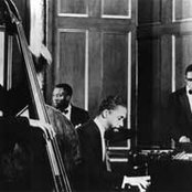 The Modern Jazz Quartet - List pictures