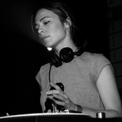 Nina Kraviz - List pictures