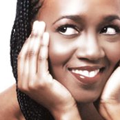 Dionne Farris - List pictures