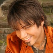 Jeff Bates - List pictures