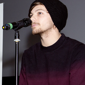 Louis Tomlinson - List pictures