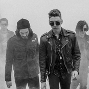 Bad Suns - List pictures